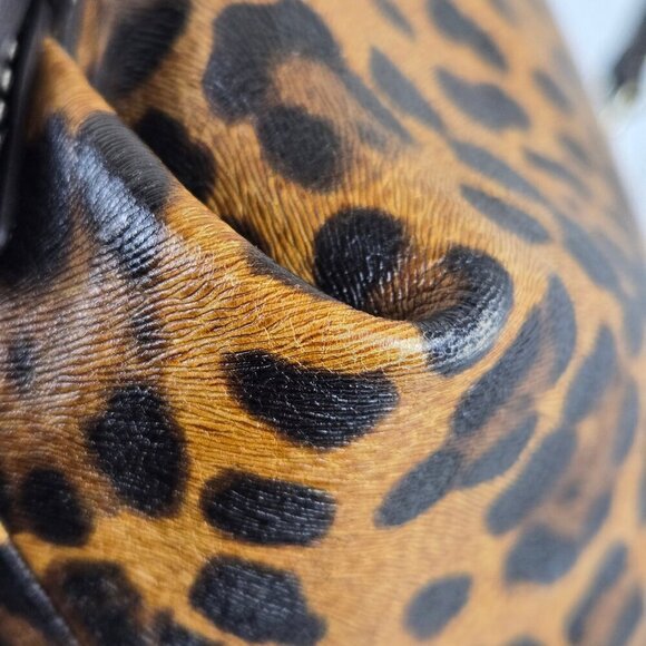 Dooney & Bourke Animal Print Small Logo Loc Sack Hobo Bag Single Strap Vintage - Picture 6 of 16
